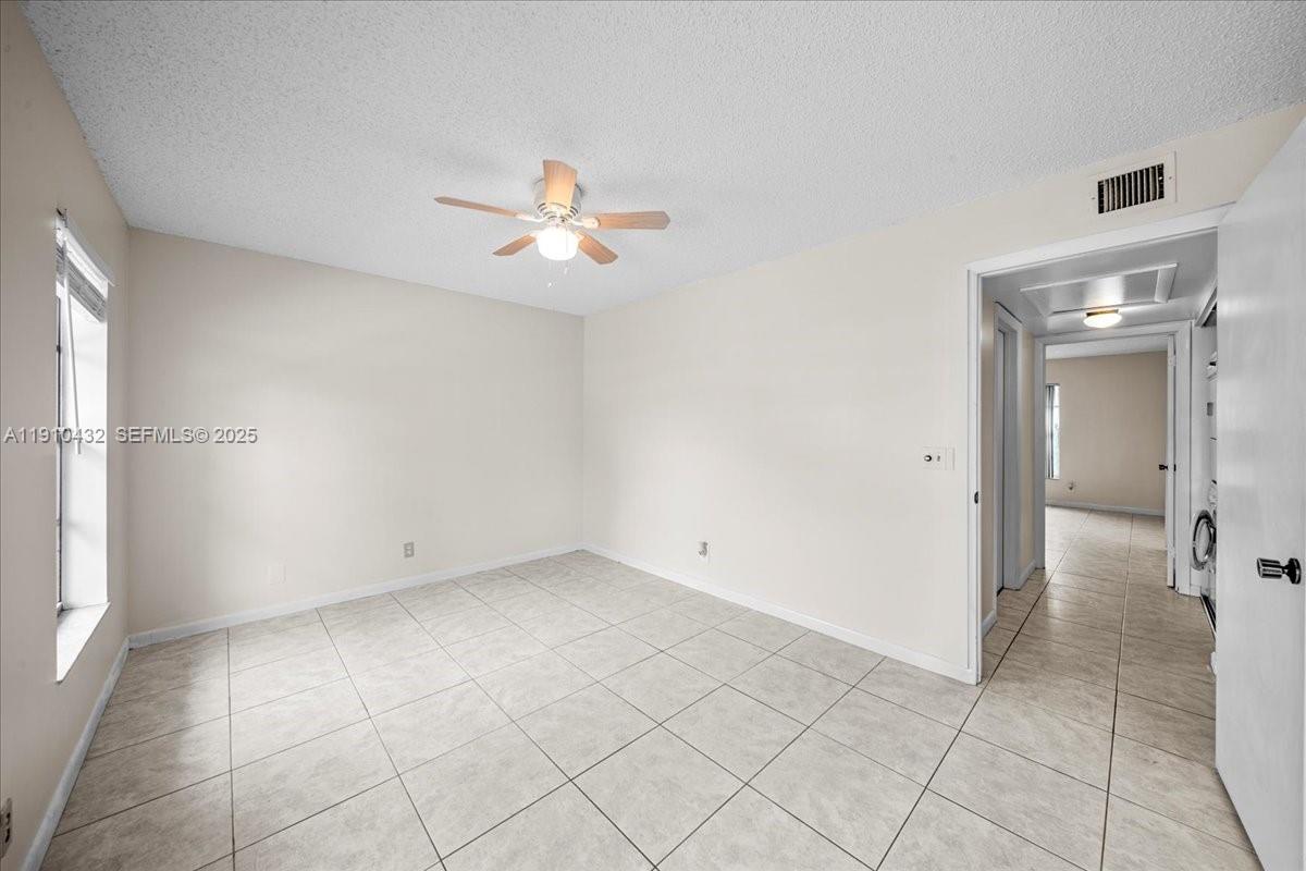 508 Holyoke Lane A Property Photo 11