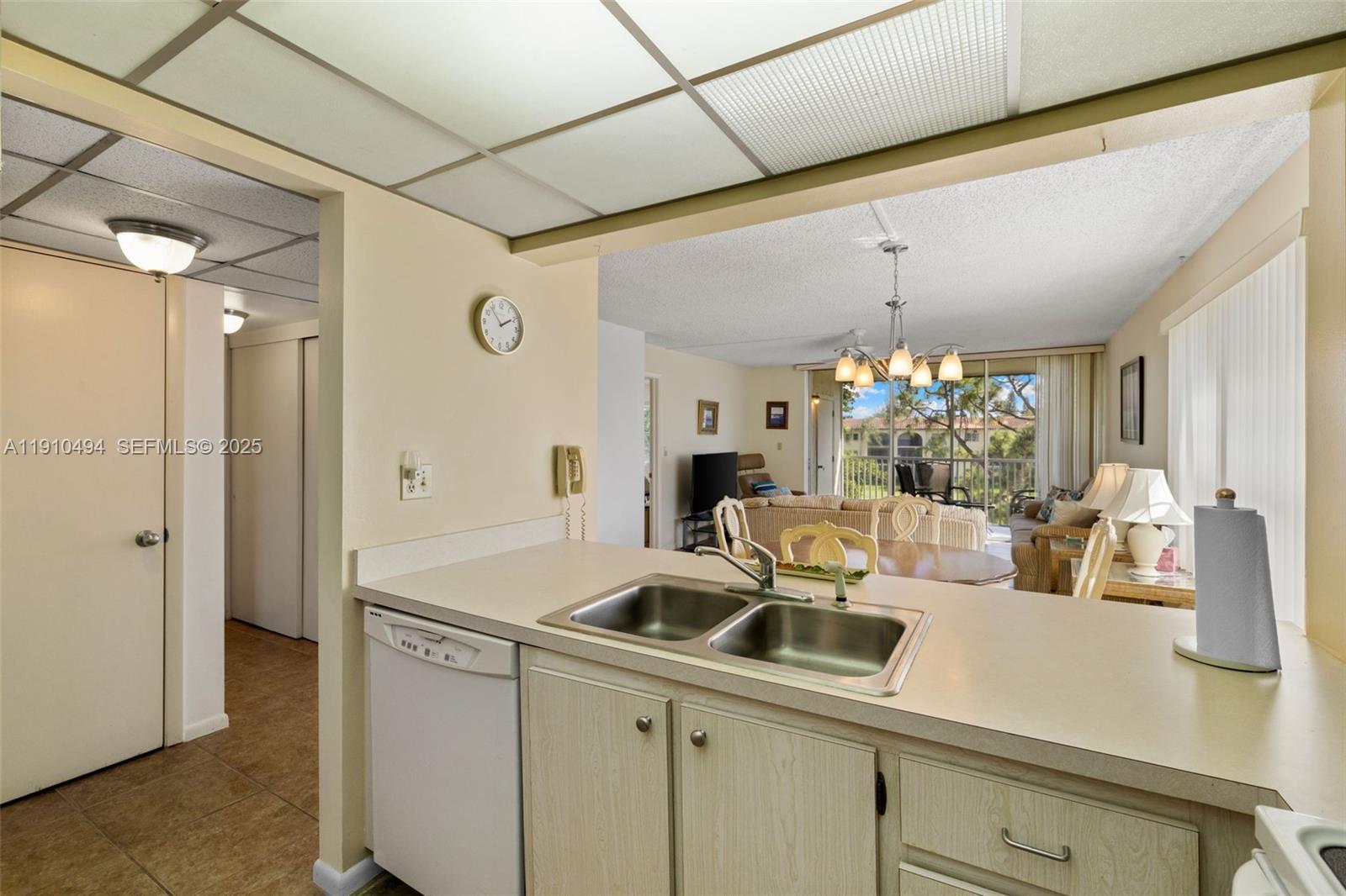 1087 Forest Lakes Drive 309 Property Photo 14