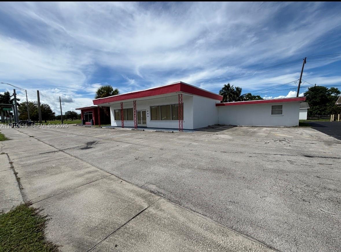 441 W Sugarland Highway Property Photo 2