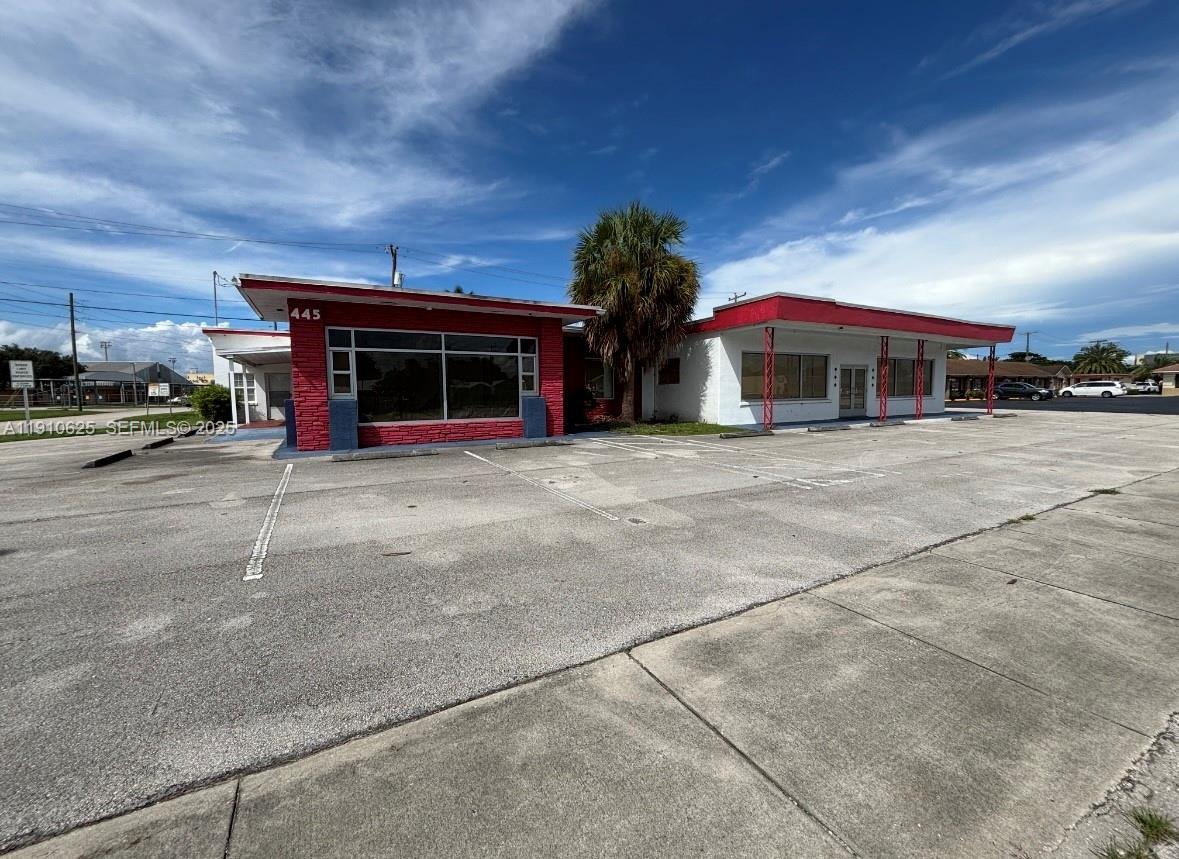 441 W Sugarland Highway Property Photo 8