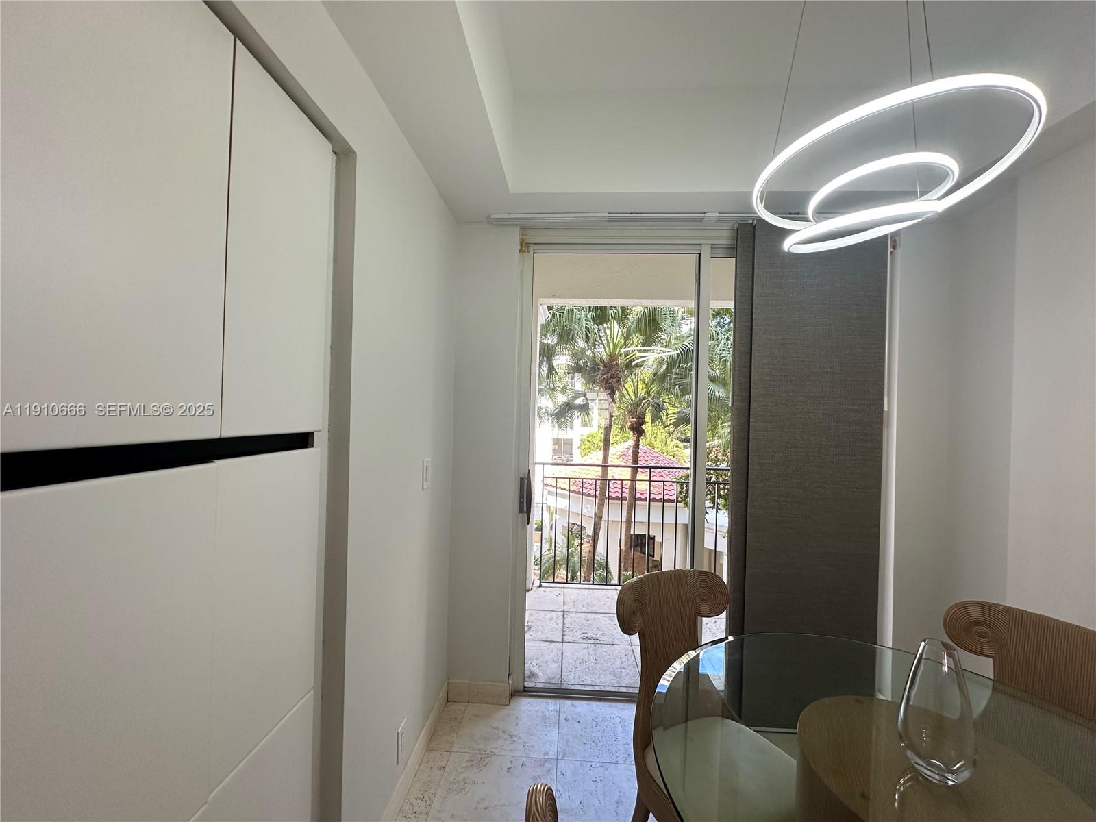 3900 Island Boulevard B-303 Property Photo 17