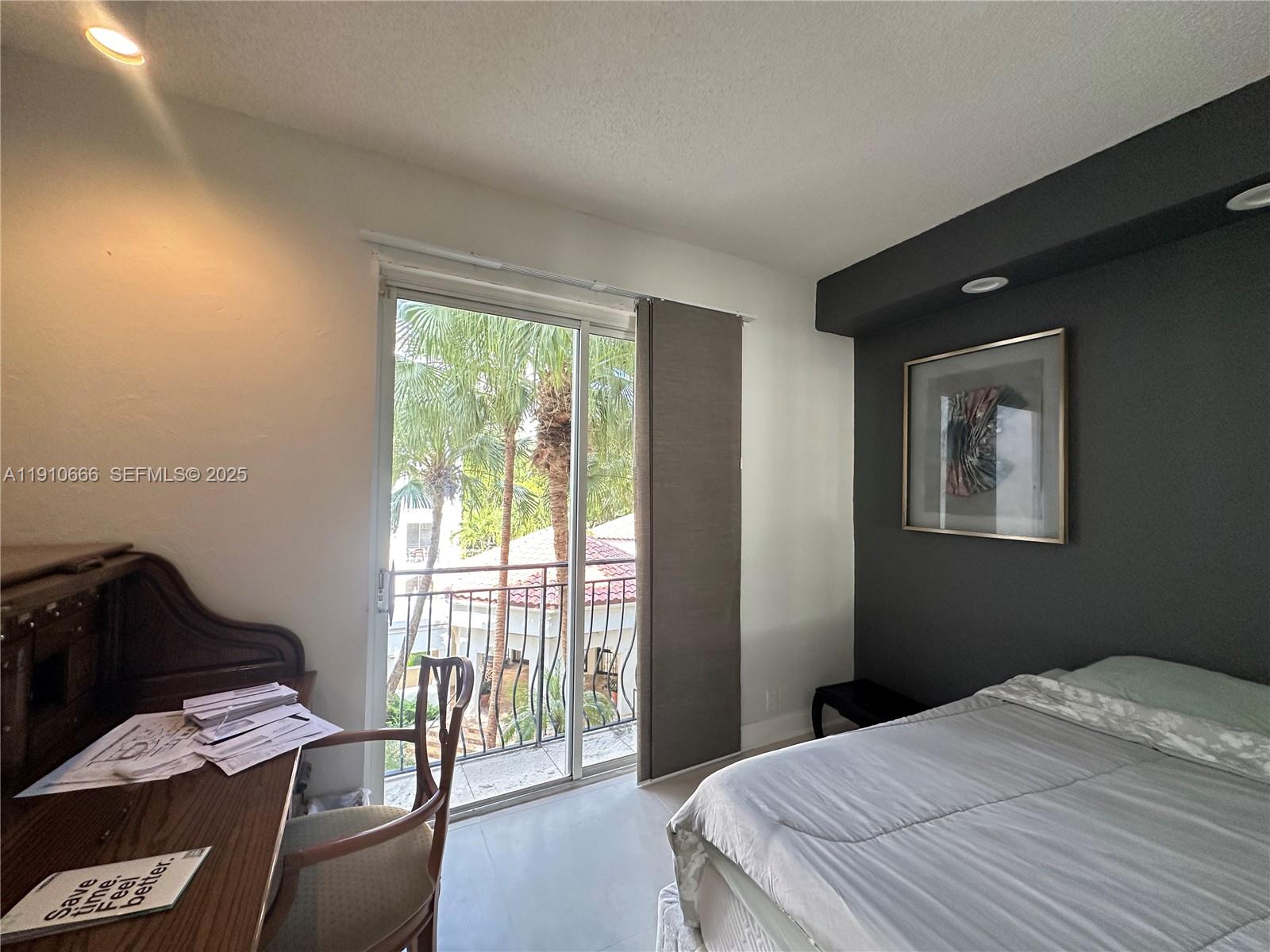 3900 Island Boulevard B-303 Property Photo 34
