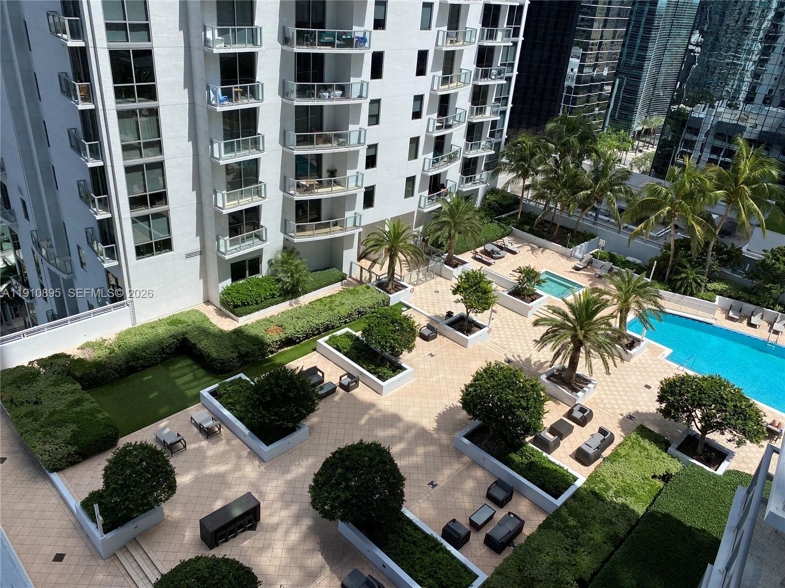 1050 Brickell Avenue 1904 Property Photo 20