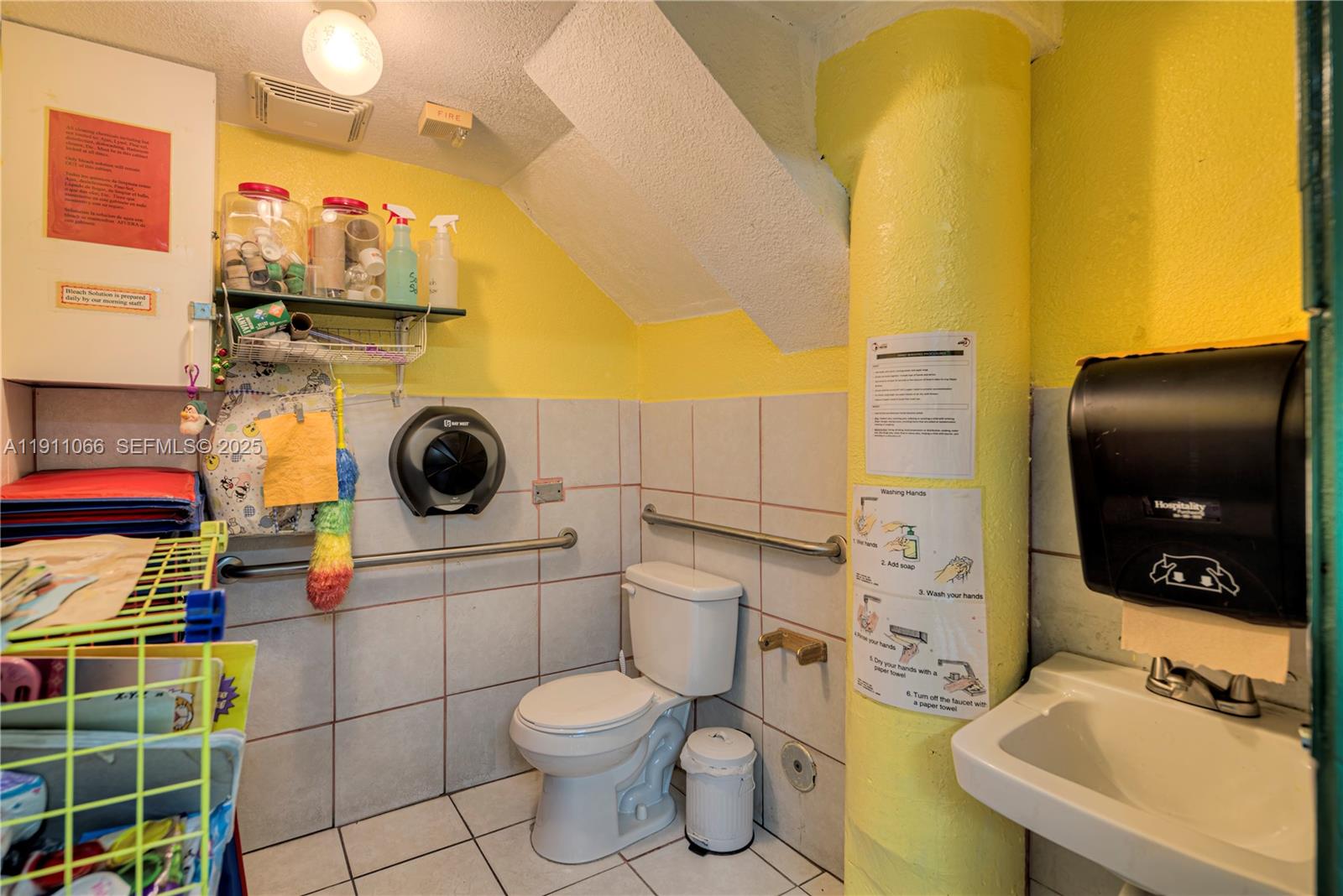 A11911066 Property Photo 9