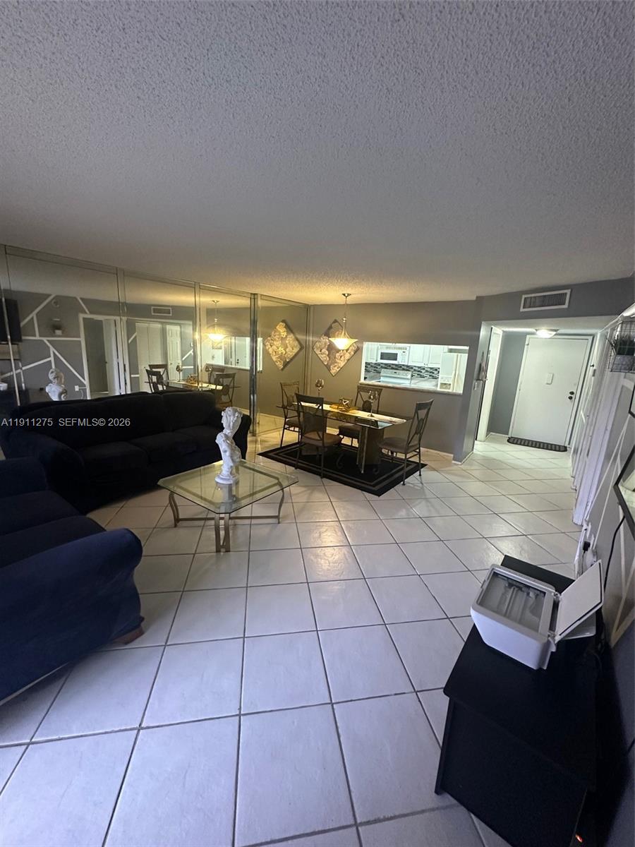4158 Inverrary Drive 405 Property Photo 3