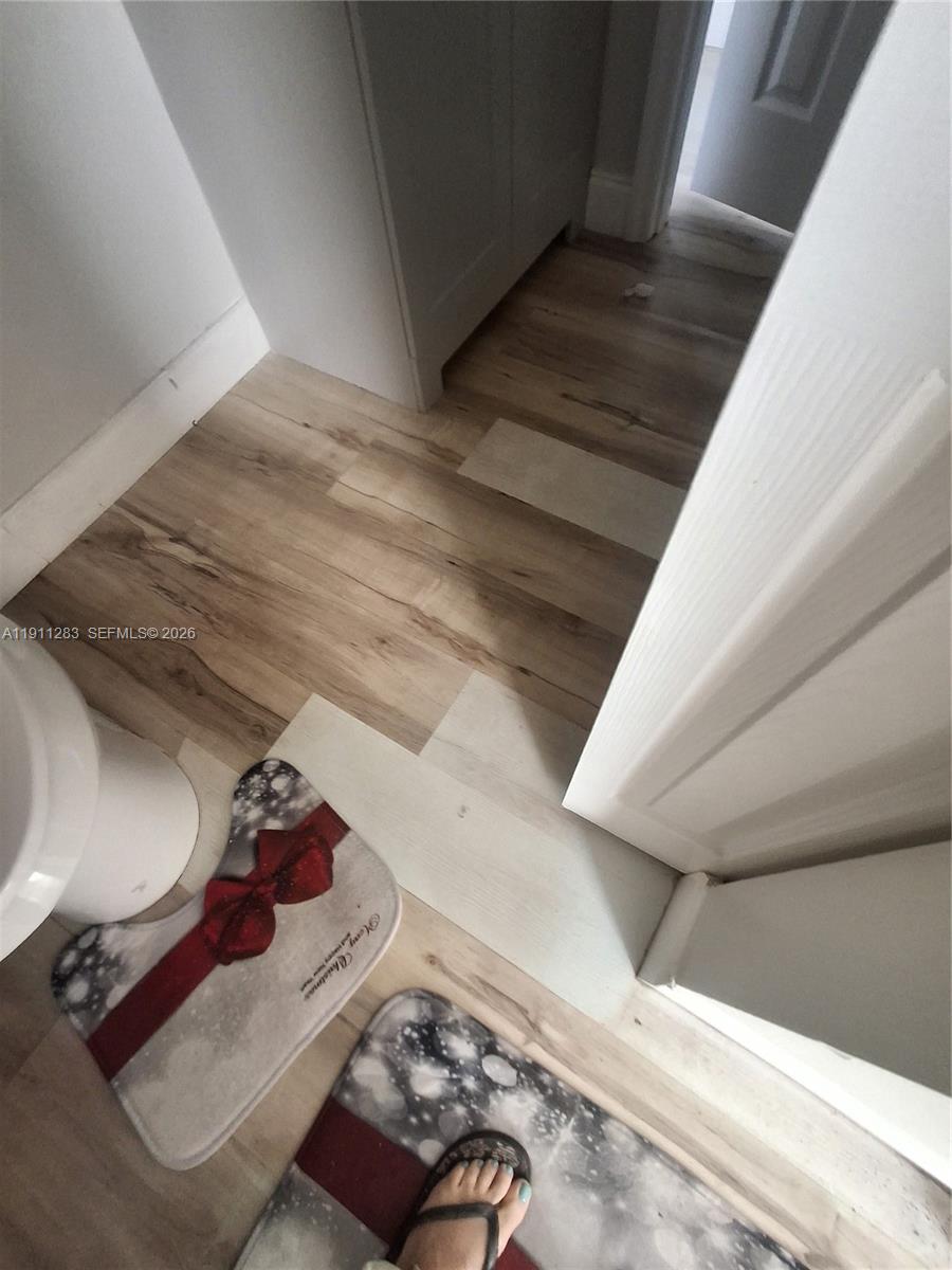 1581 Se Sutton Street Property Photo 4