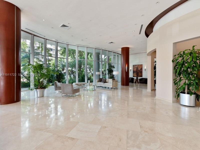 2475 Brickell Avenue 1907 Property Photo 40