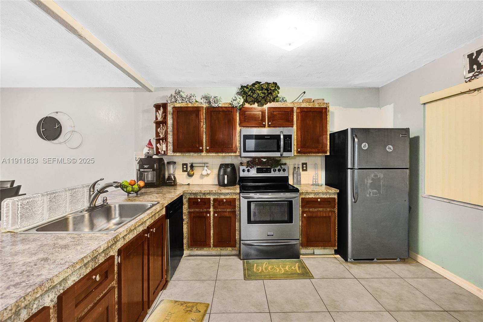8010 Hampton Boulevard 211 Property Photo 8