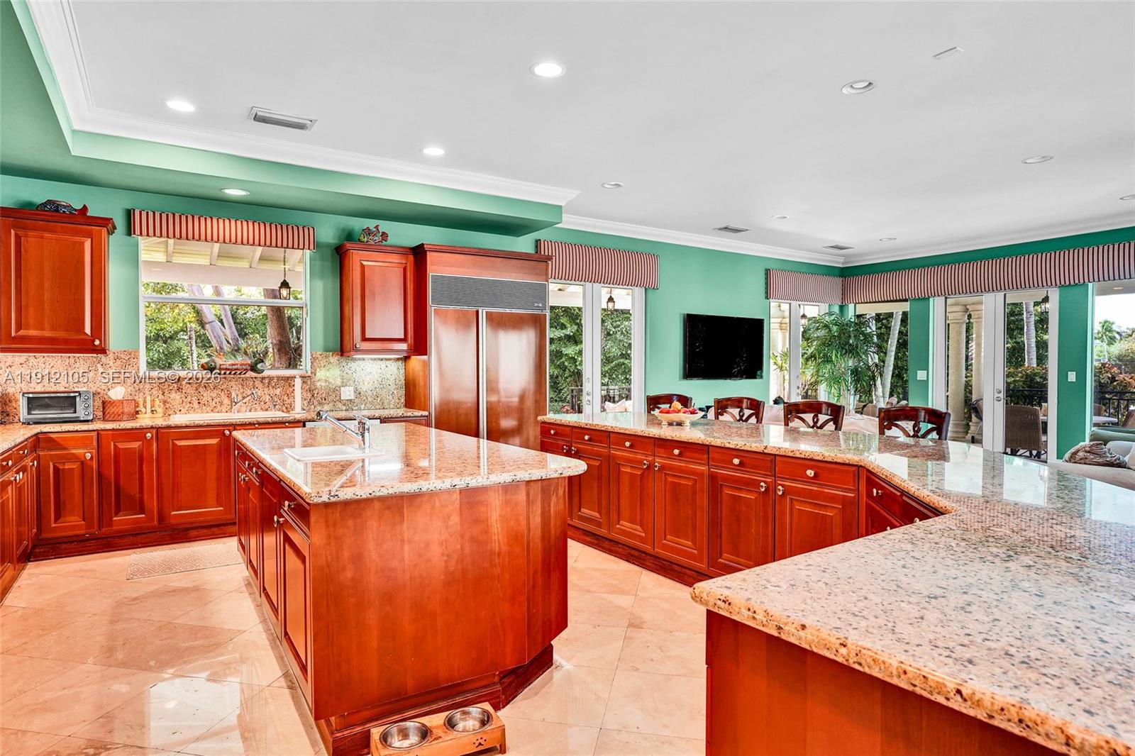 550 Harbor Drive Property Photo 54