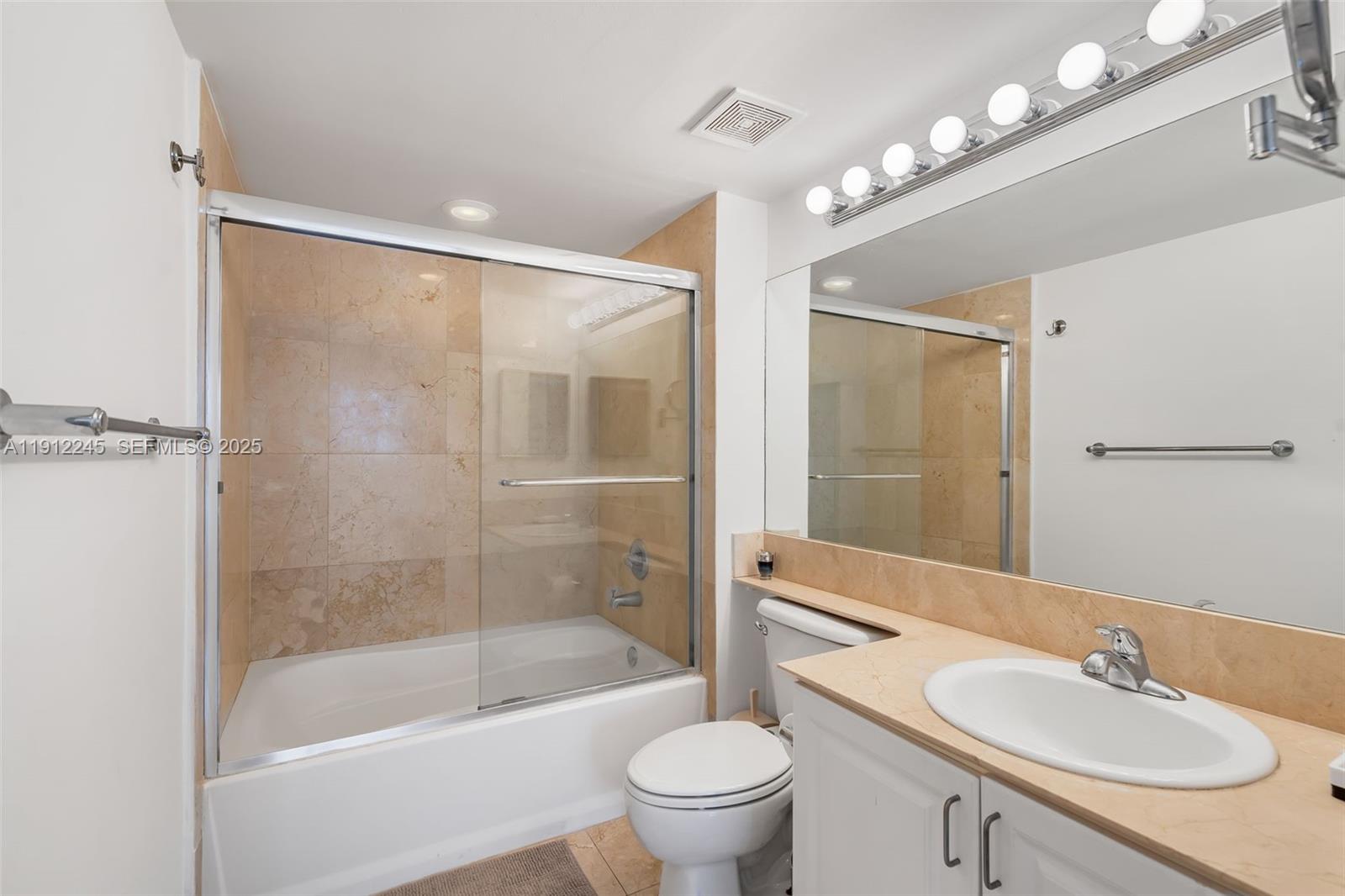 1155 Brickell Bay Drive 2708 Property Photo 18