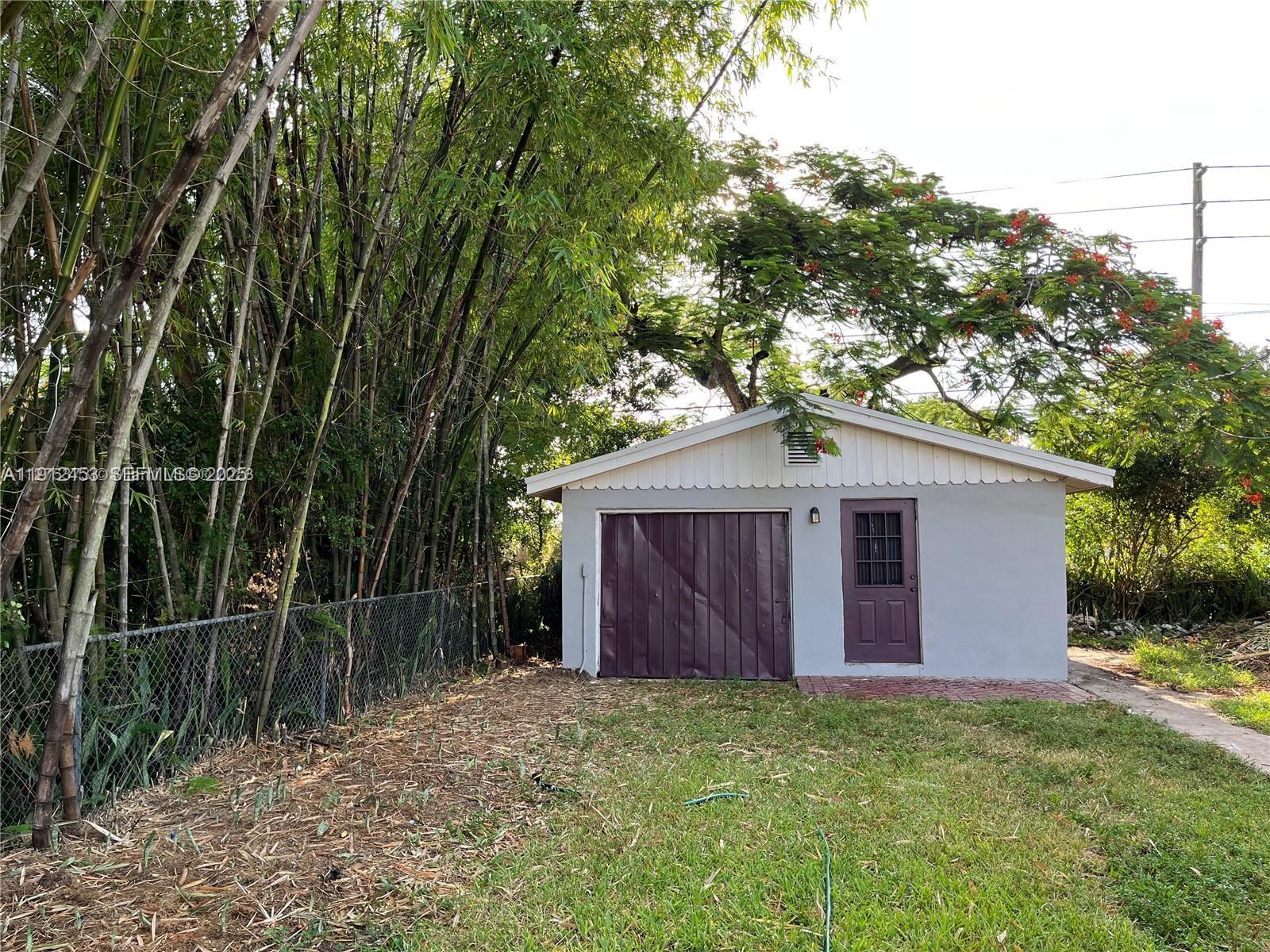 1140 Nw 4th Avenue Property Photo 4