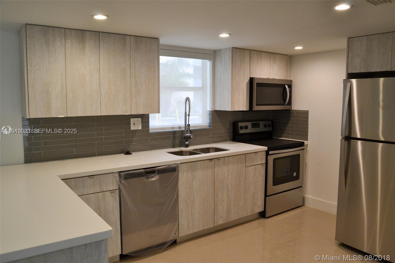 9375 Fontainebleau Boulevard L122 Property Photo 1