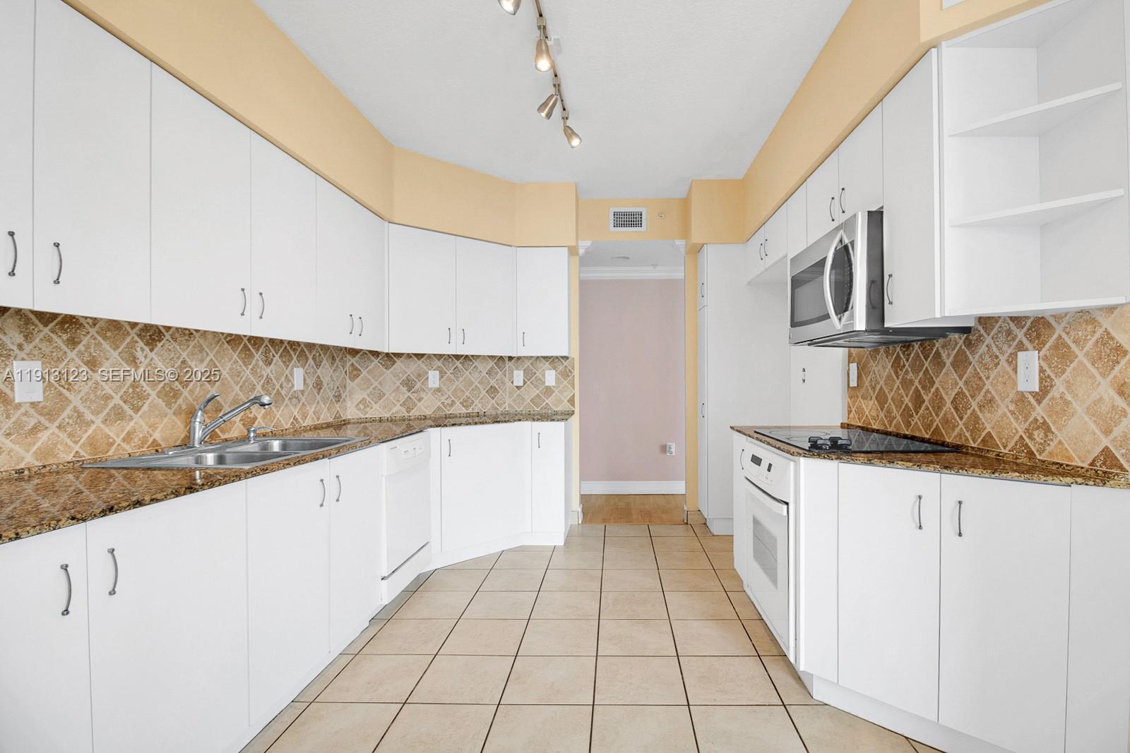 3370 Hidden Bay Drive 804 Property Photo 21
