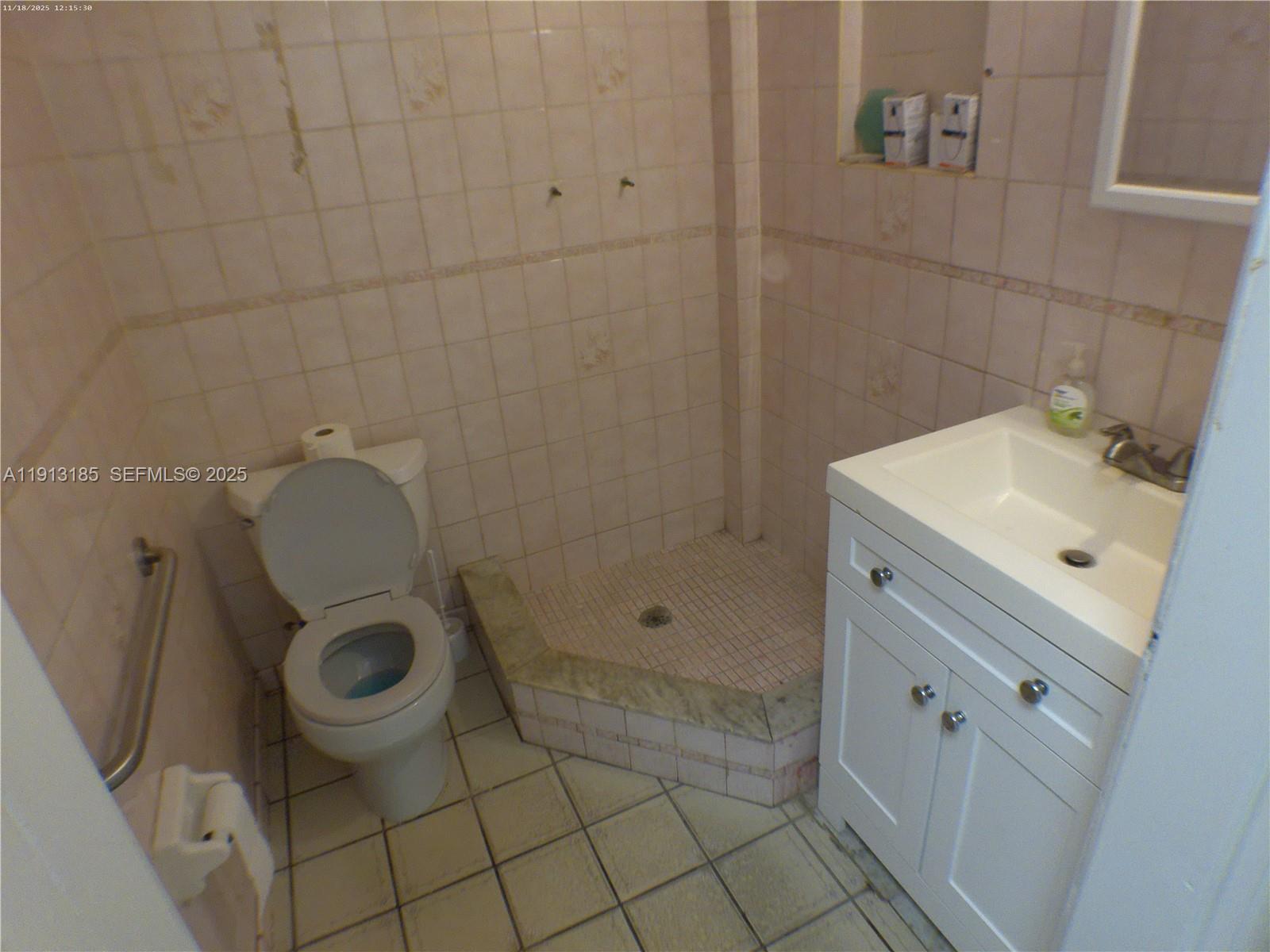 1051 Nw 119th Street Property Photo 9