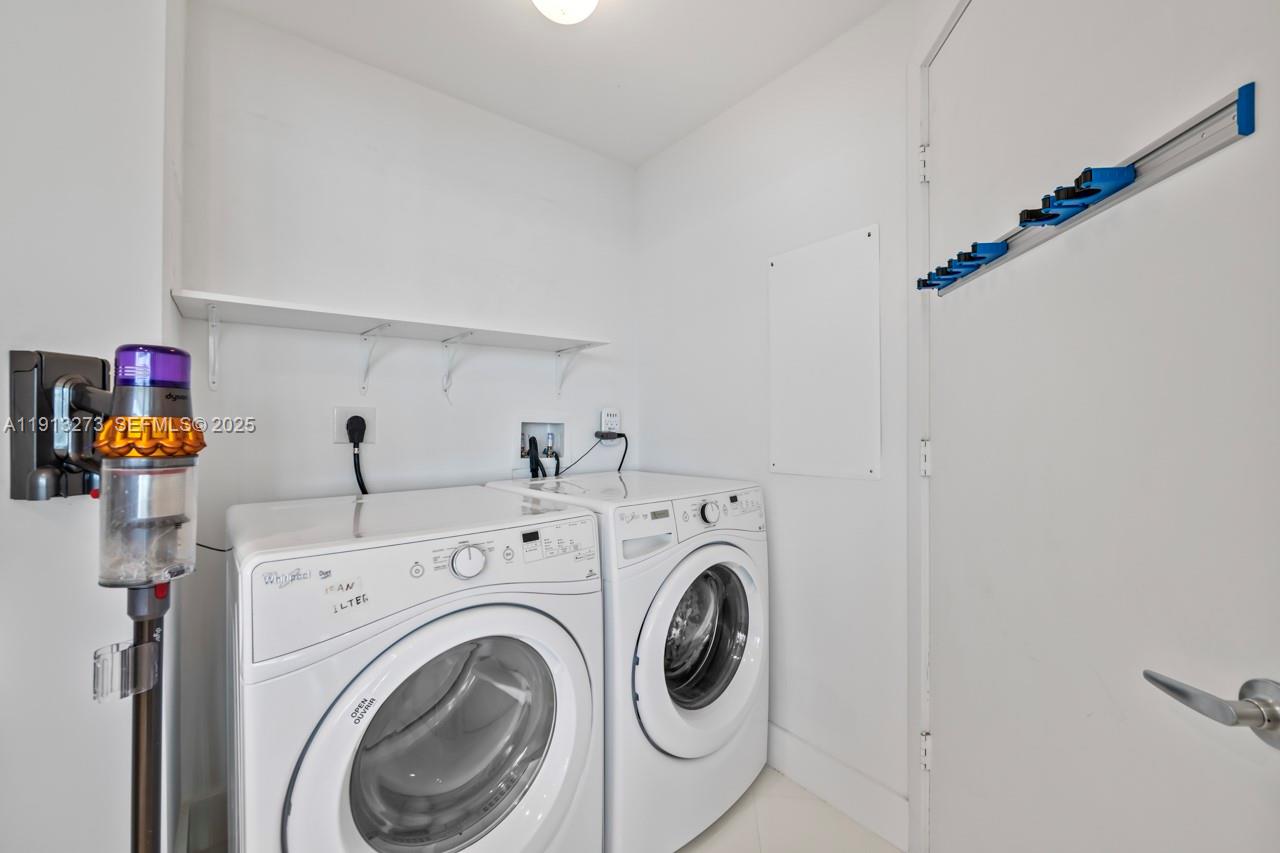 17301 Biscayne Boulevard 811 Property Photo 35