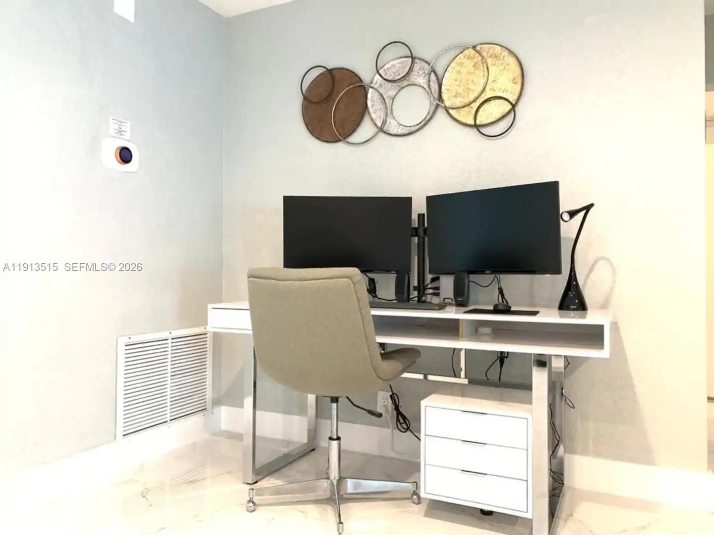 1241 Hollywood Boulevard Property Photo 11