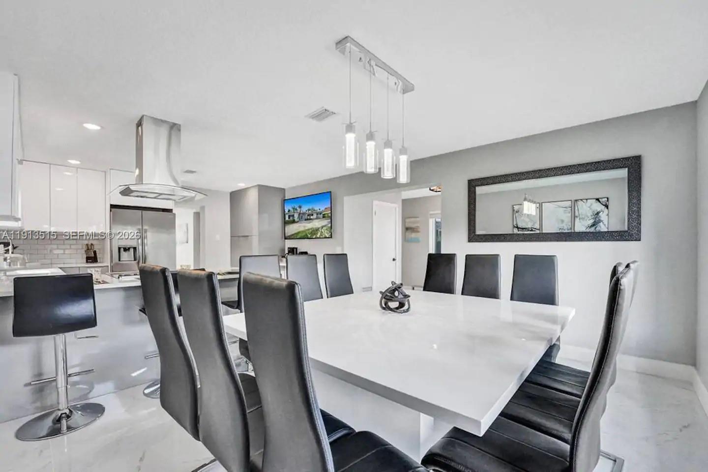 1241 Hollywood Boulevard Property Photo 21