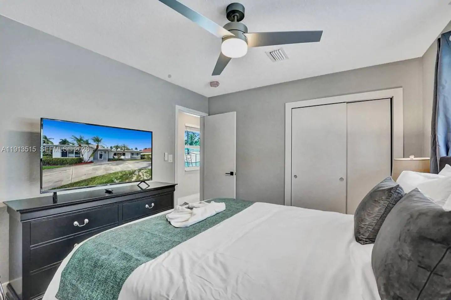 1241 Hollywood Boulevard Property Photo 32