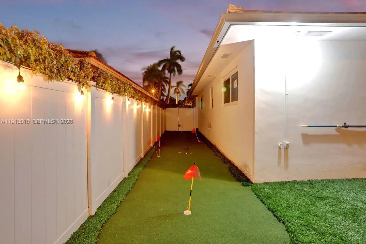 1241 Hollywood Boulevard Property Photo 70