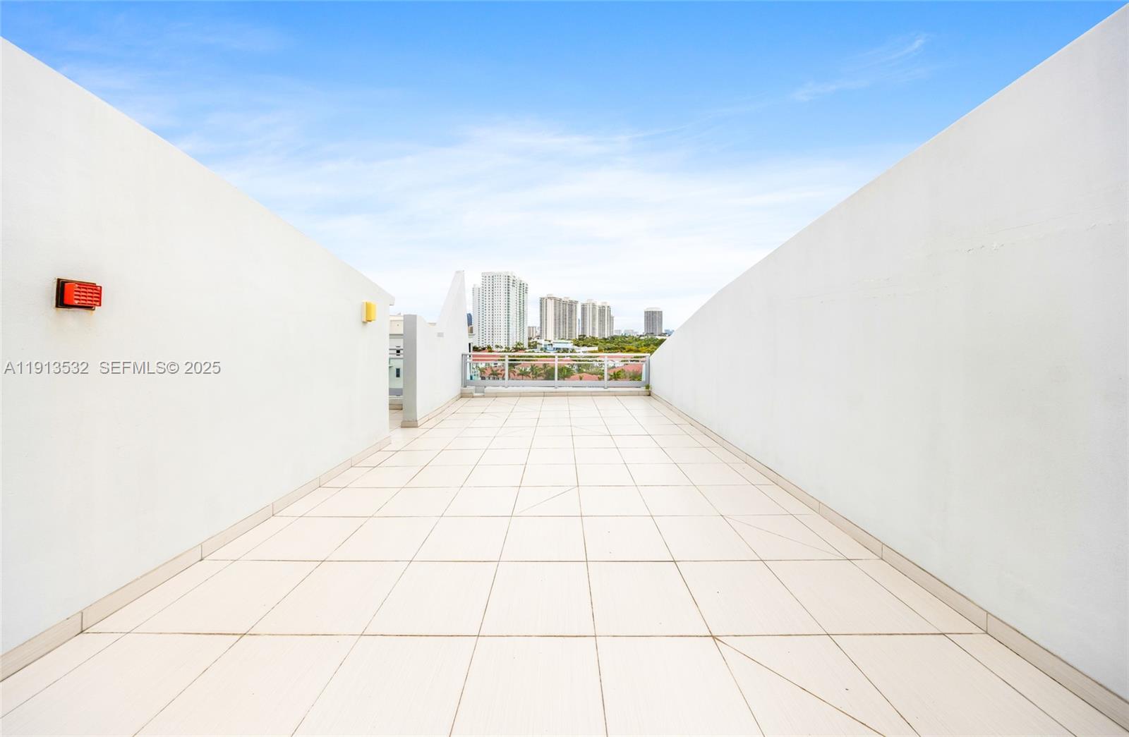 A11913532 Property Photo 37