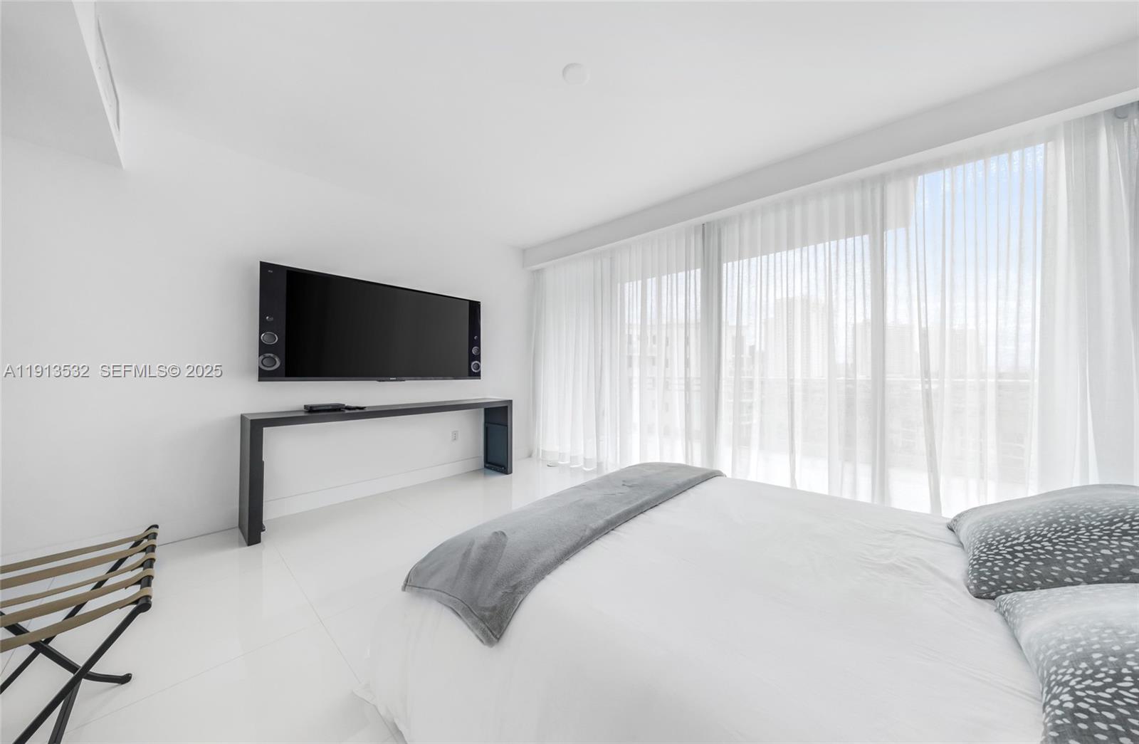 A11913532 Property Photo 87