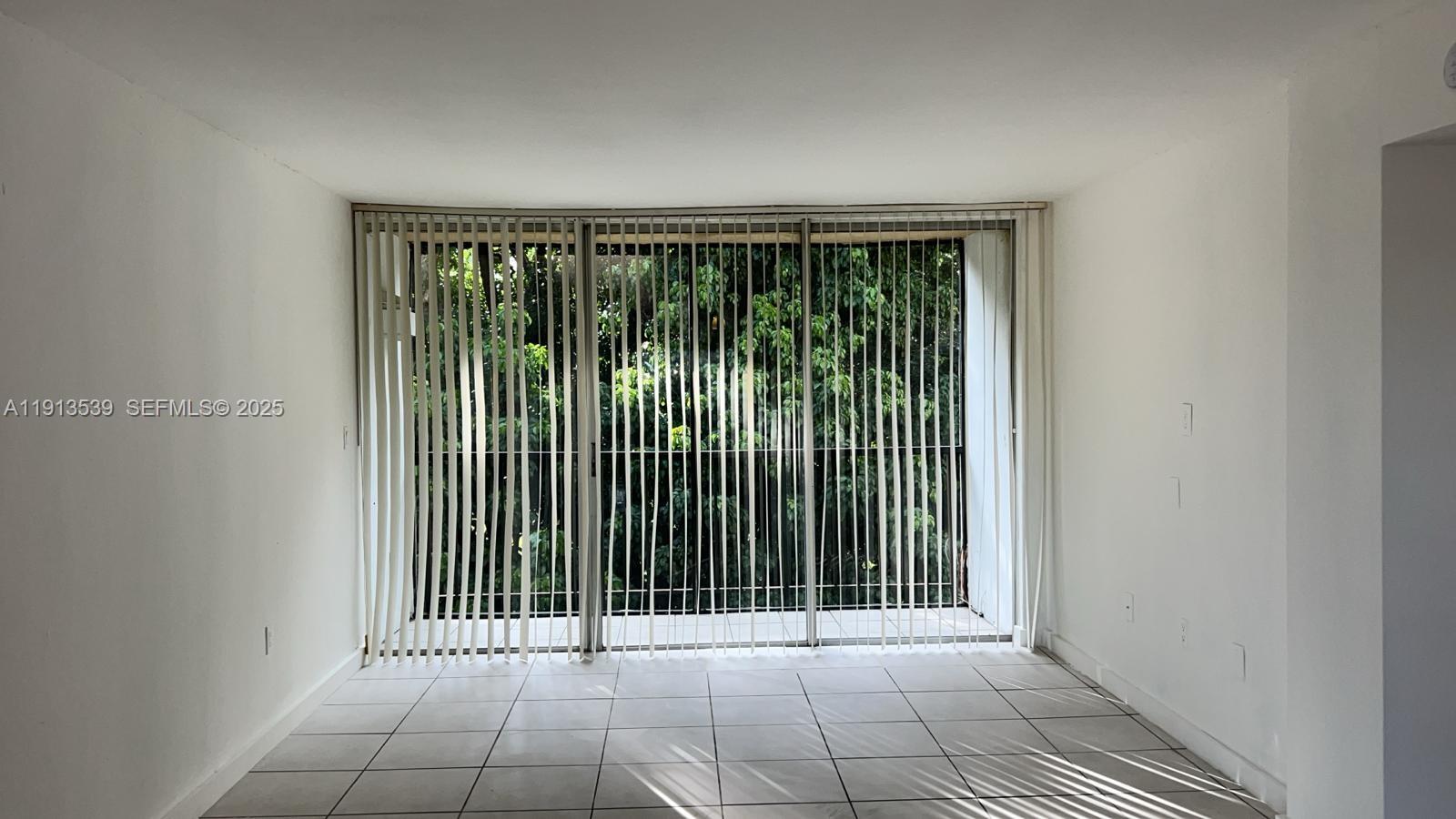 8860 Fontainebleau Boulevard 403
