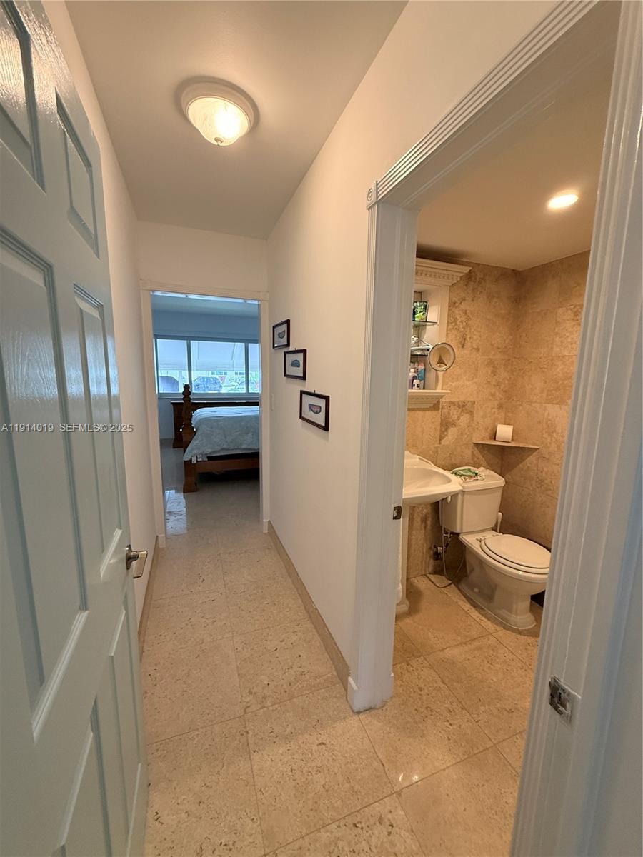 180 Isle Of Venice Drive 100 Property Photo 12