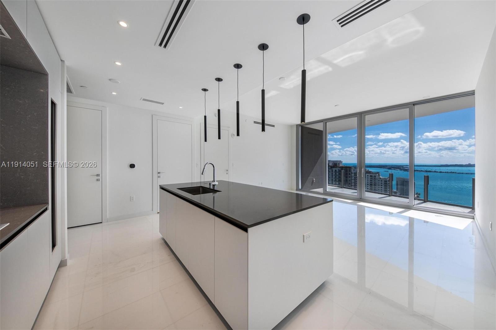 300 Biscayne Boulevard Way 3506w Property Photo 2