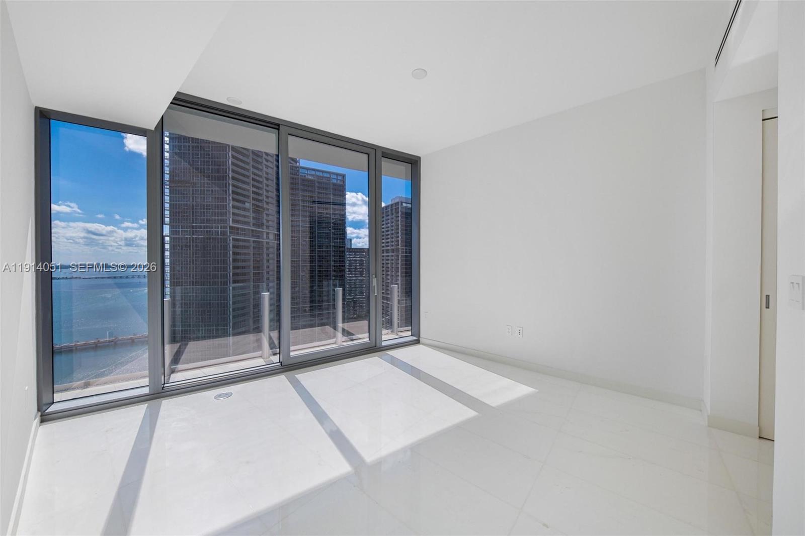 300 Biscayne Boulevard Way 3506w Property Photo 17