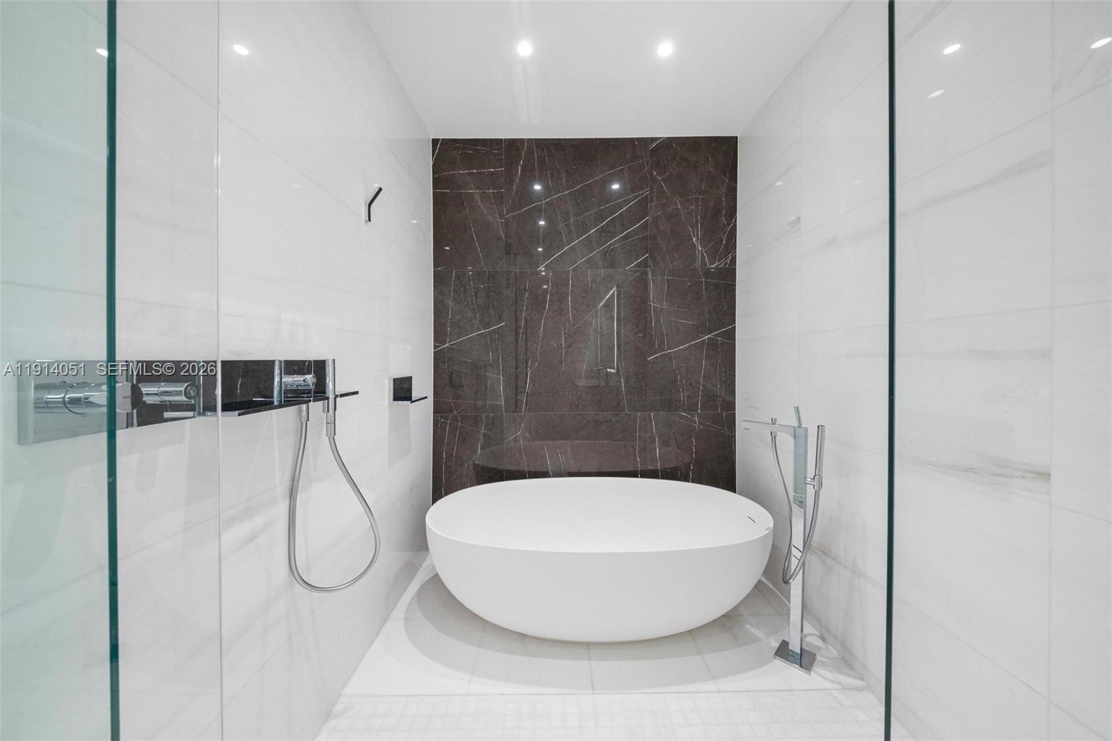 300 Biscayne Boulevard Way 3506w Property Photo 23