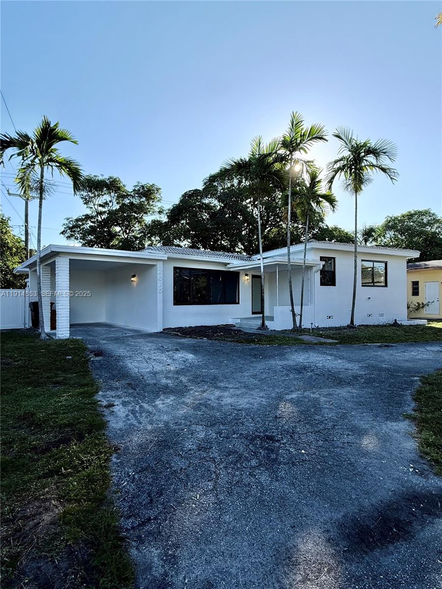 12615 N Miami Avenue 12615 Property Photo 2