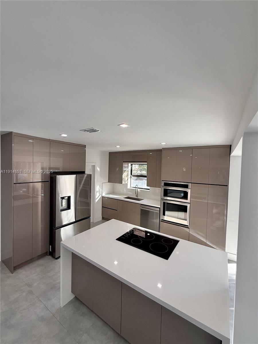 12615 N Miami Avenue 12615 Property Photo 14