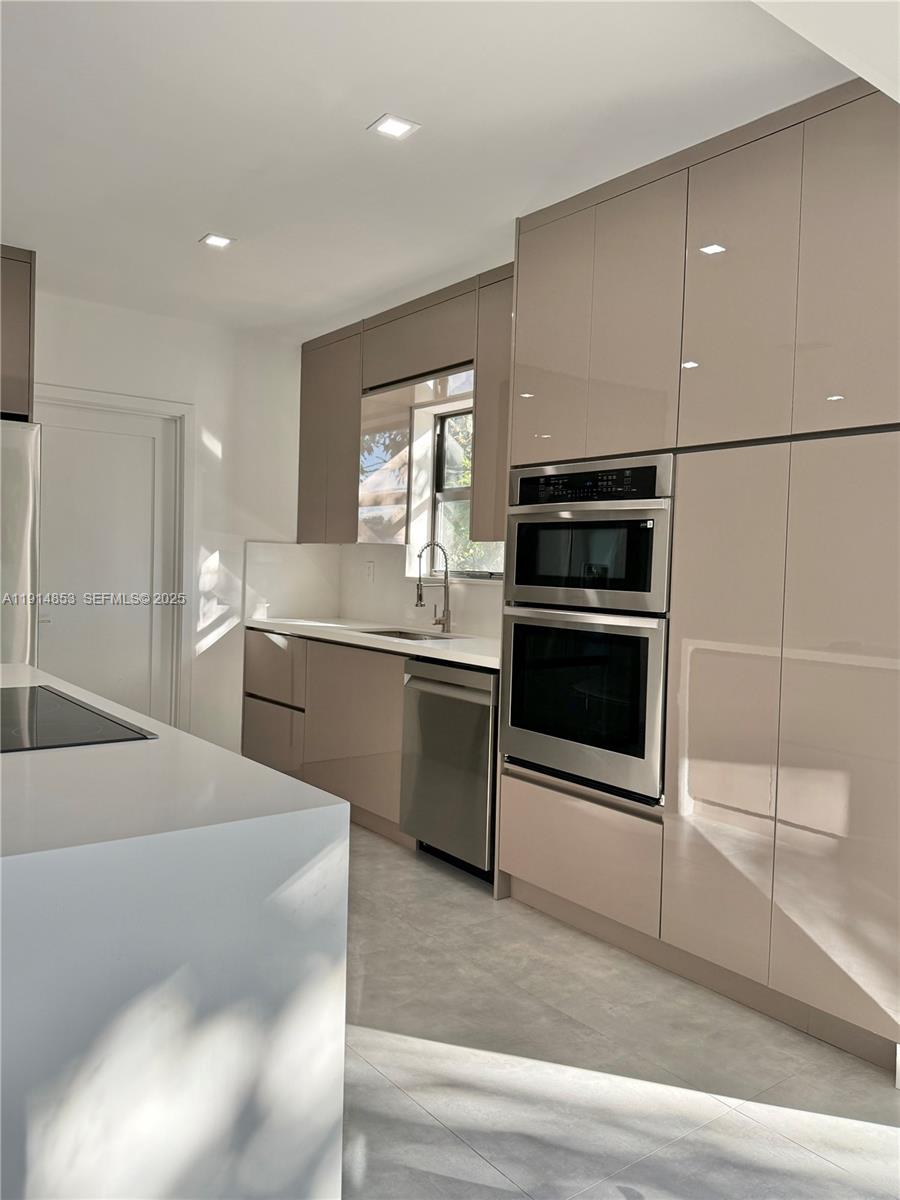 12615 N Miami Avenue 12615 Property Photo 15