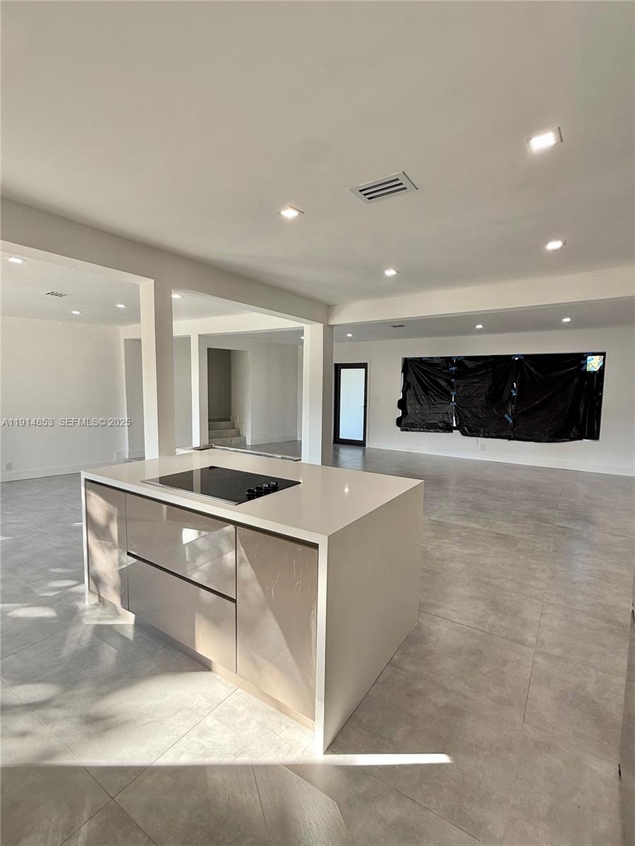 12615 N Miami Avenue 12615 Property Photo 22