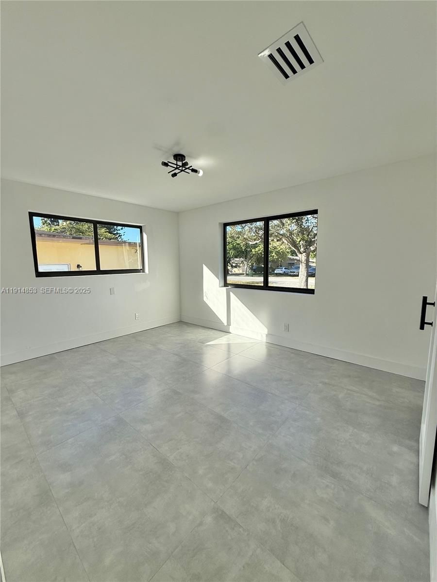 12615 N Miami Avenue 12615 Property Photo 29