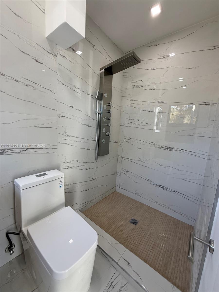 12615 N Miami Avenue 12615 Property Photo 33