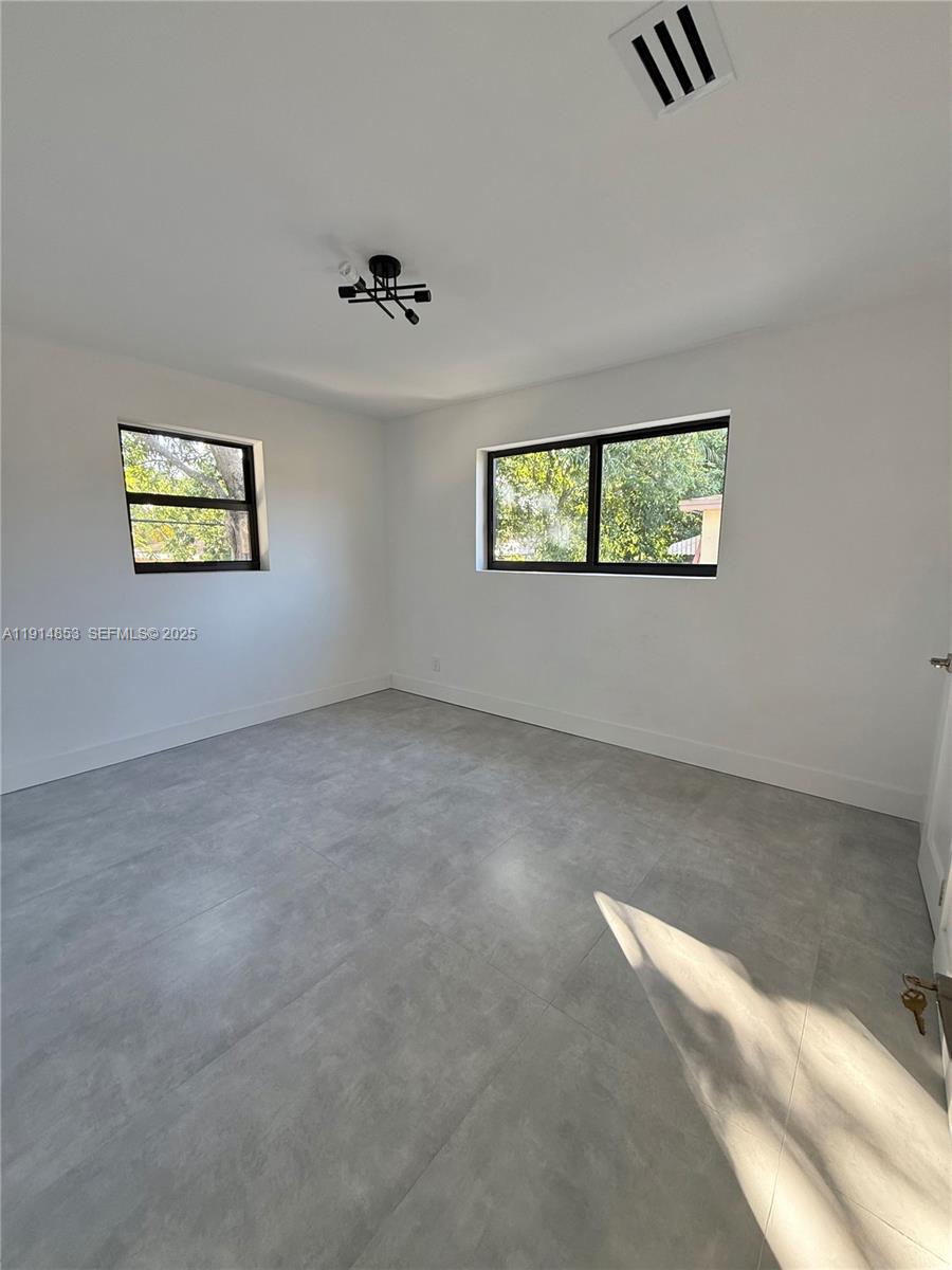 12615 N Miami Avenue 12615 Property Photo 42