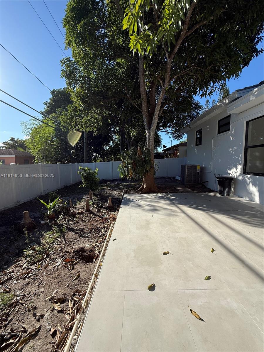 12615 N Miami Avenue 12615 Property Photo 47