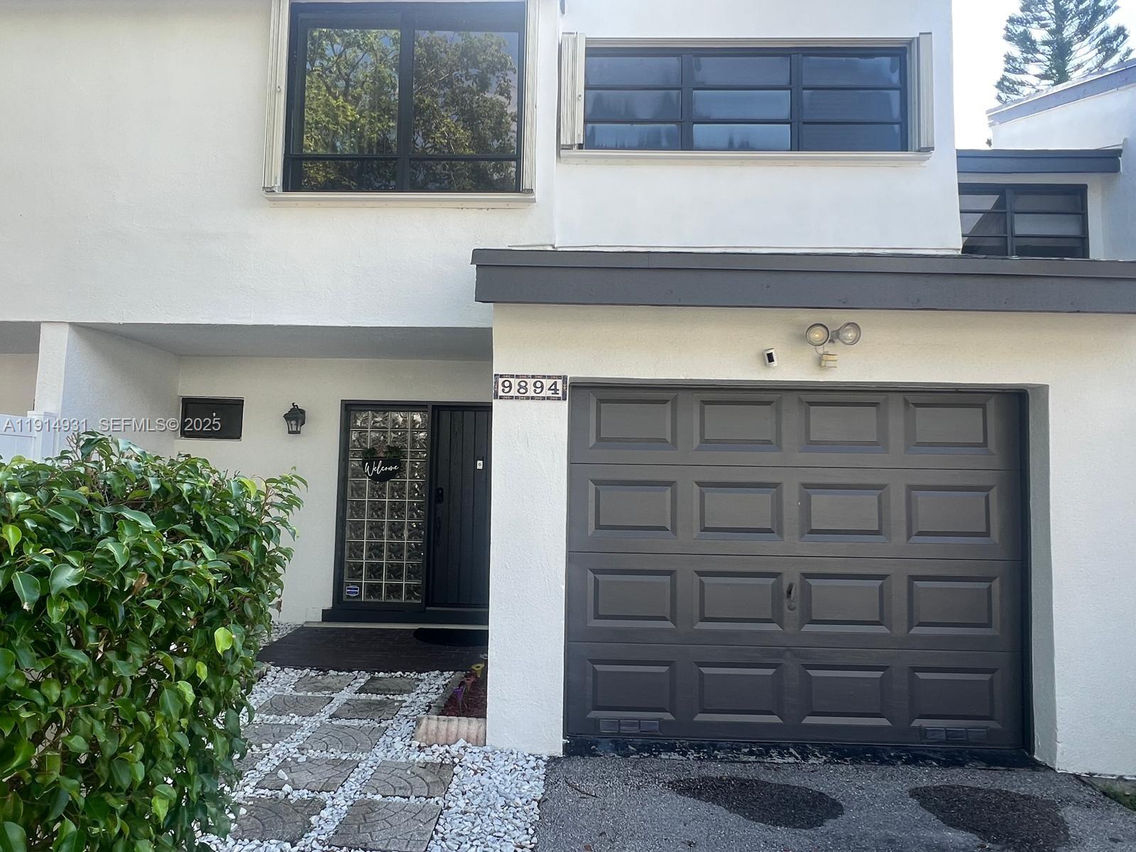 9894 Fairway Cove Lane