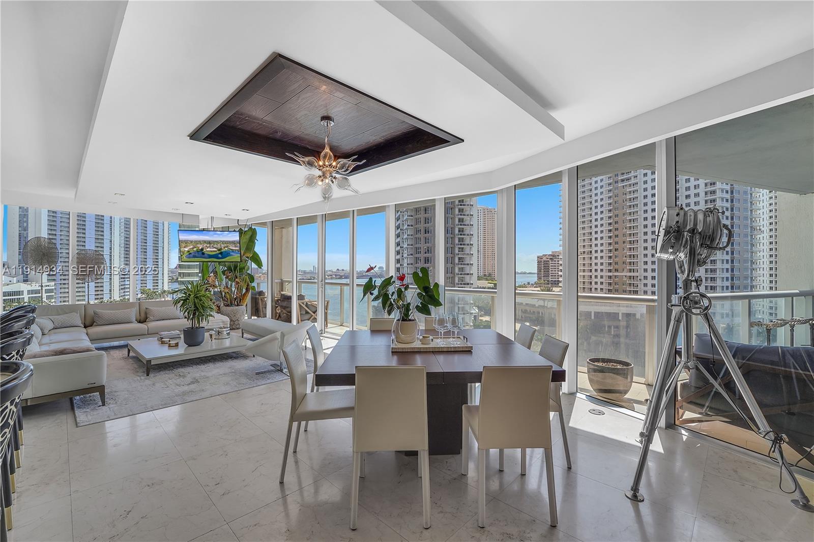 465 Brickell Avenue 1001 Property Photo 5