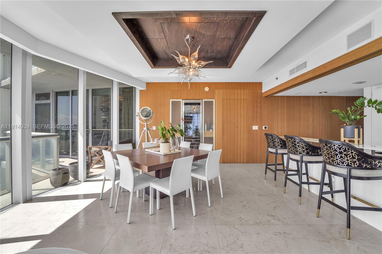 465 Brickell Avenue 1001 Property Photo 8