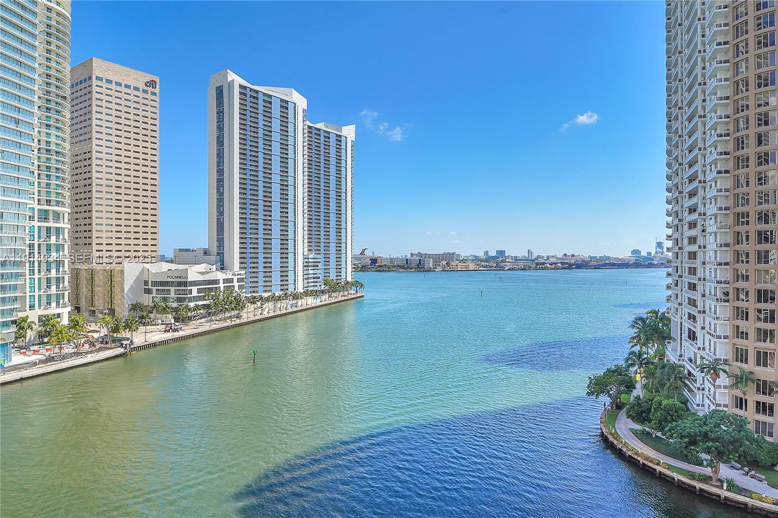 465 Brickell Avenue 1001 Property Photo 16