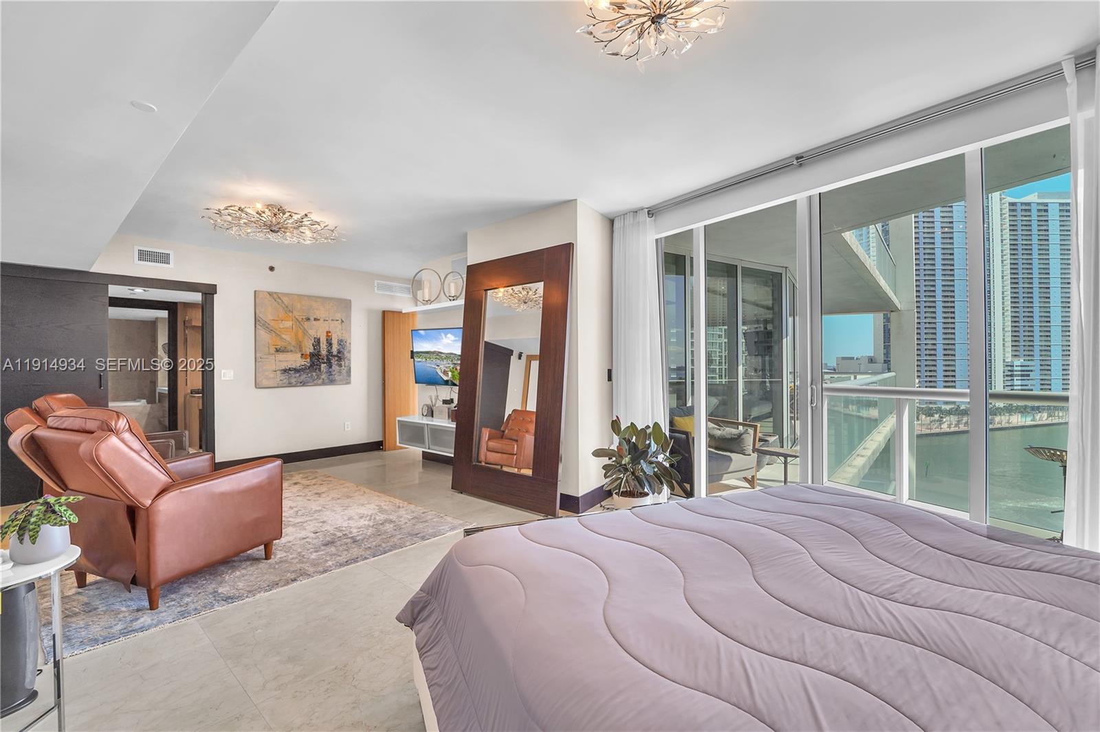 465 Brickell Avenue 1001 Property Photo 23