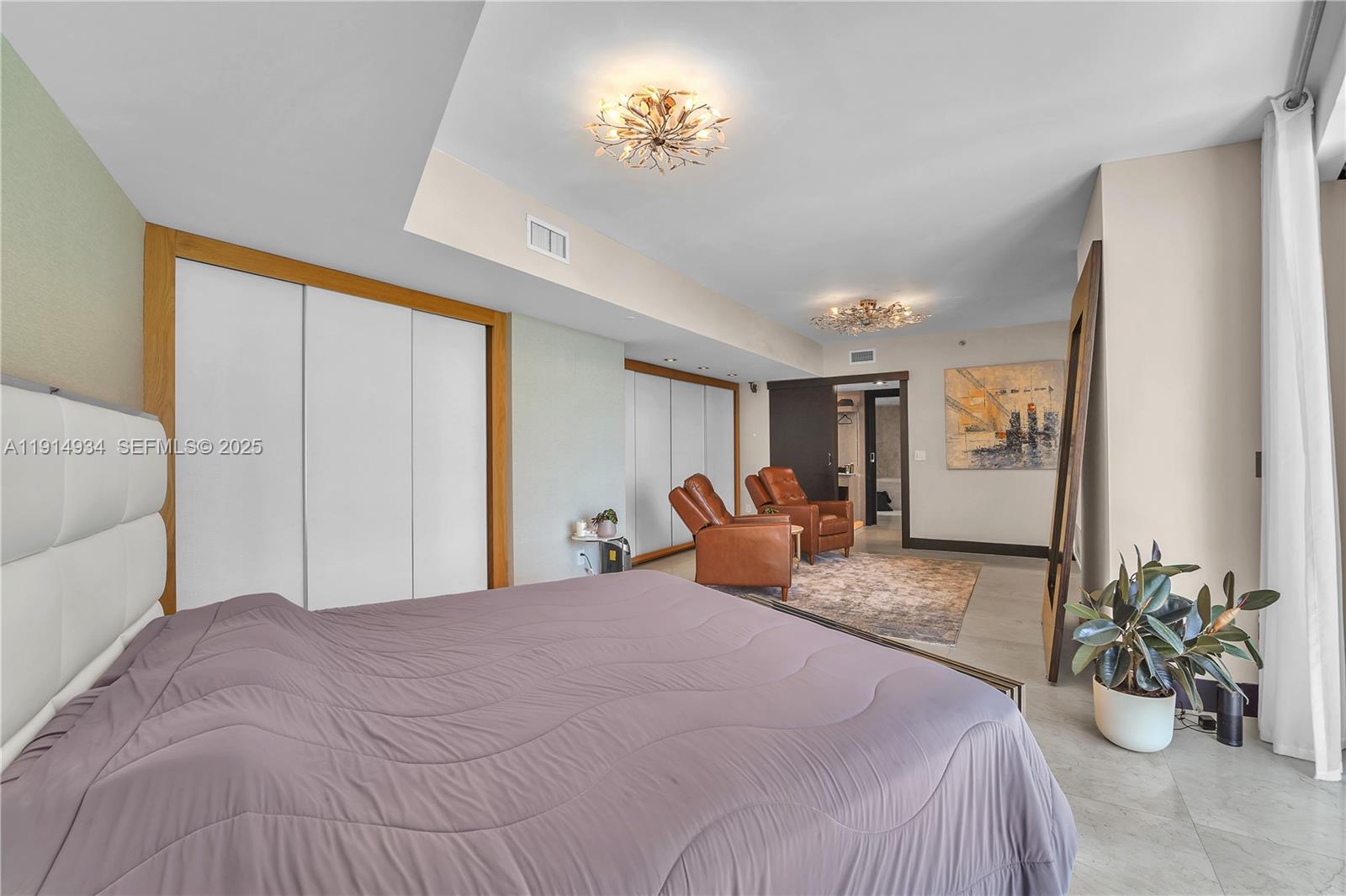 465 Brickell Avenue 1001 Property Photo 24