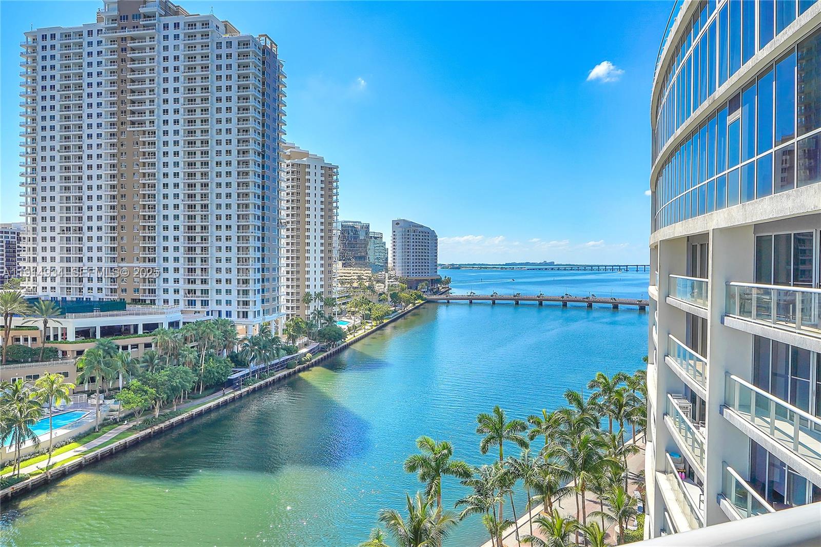465 Brickell Avenue 1001 Property Photo 38