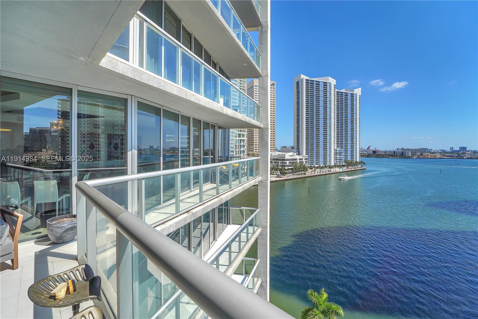 465 Brickell Avenue 1001 Property Photo 41