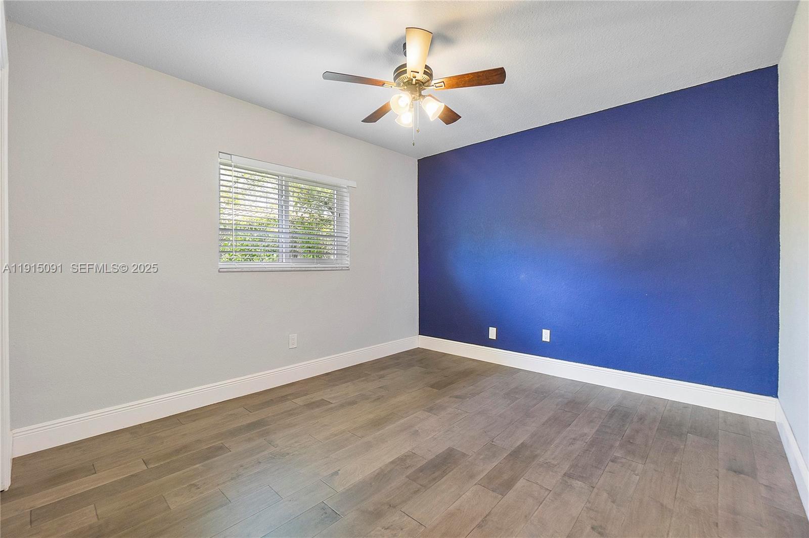 3880 Coral Hills Drive Property Photo 9