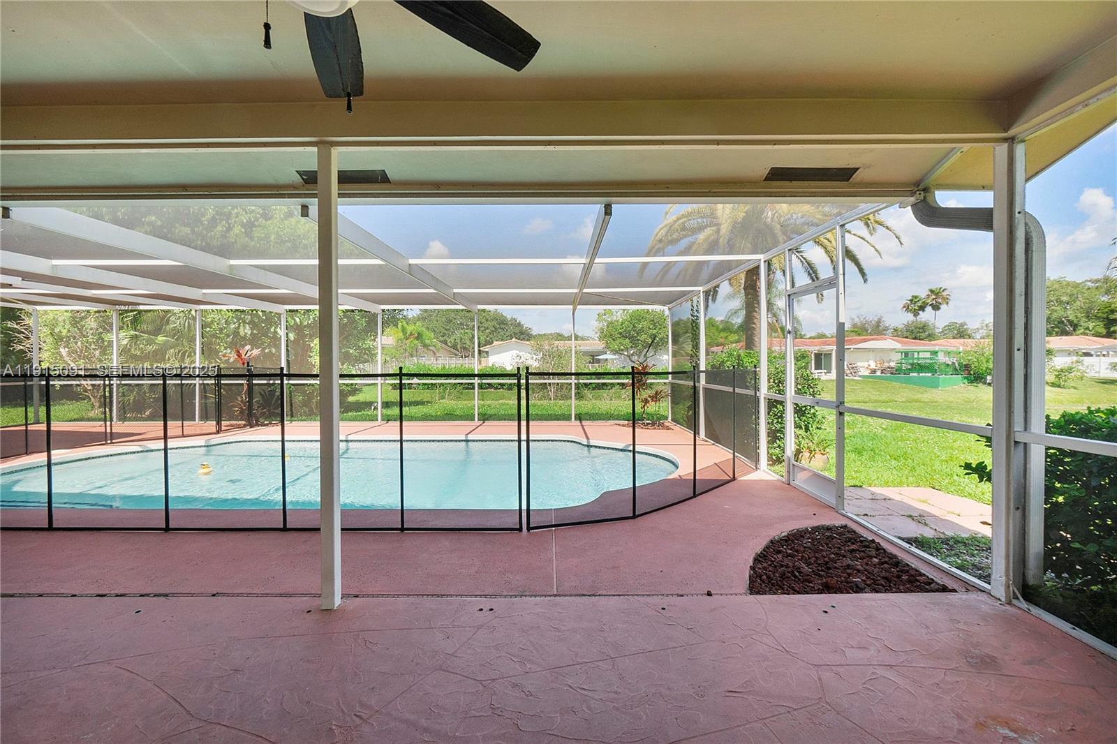 3880 Coral Hills Drive Property Photo 16