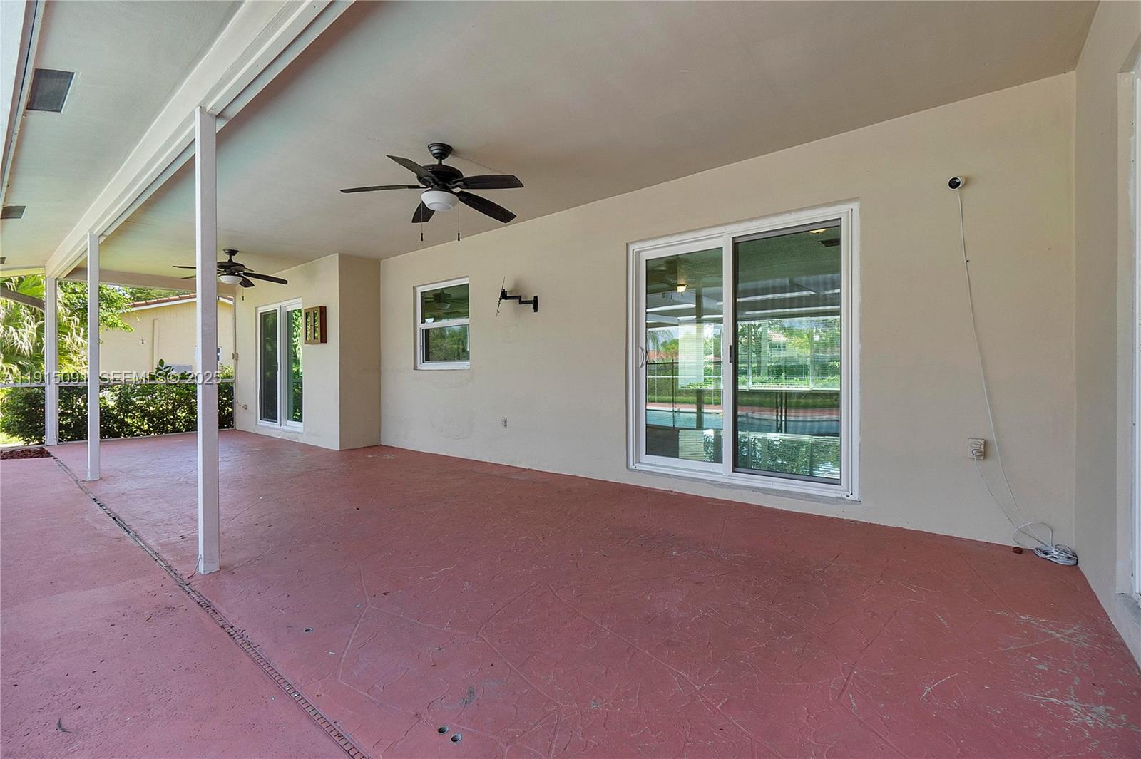 3880 Coral Hills Drive Property Photo 17