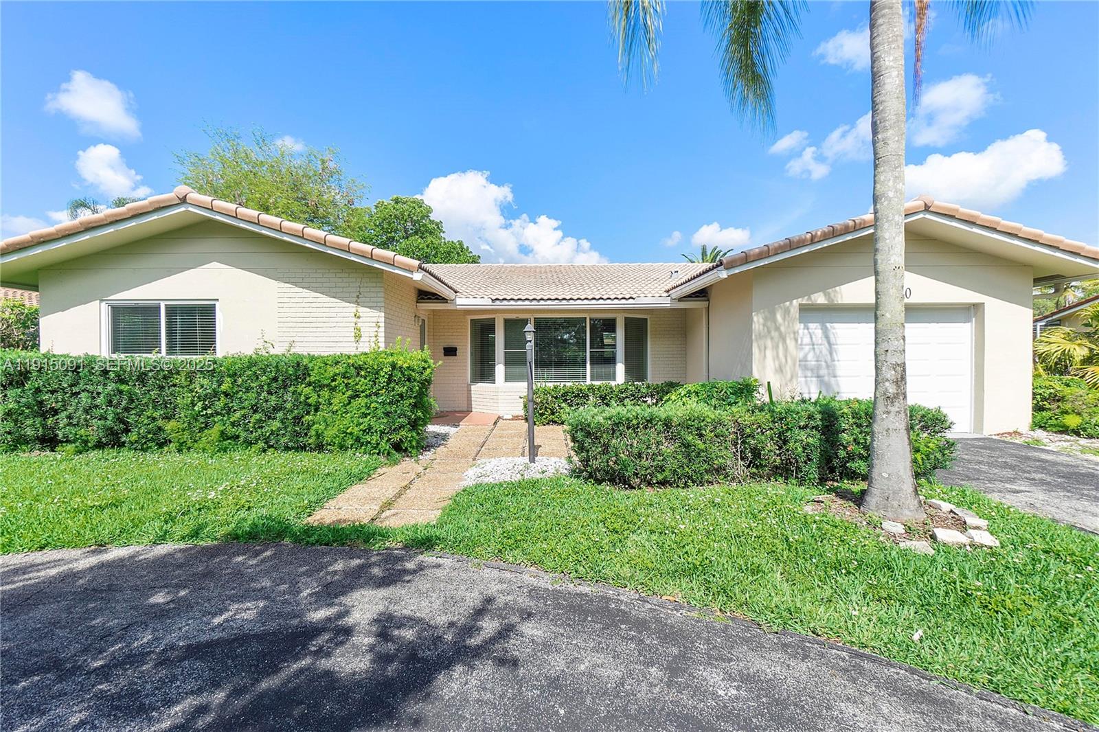 3880 Coral Hills Drive Property Photo 26